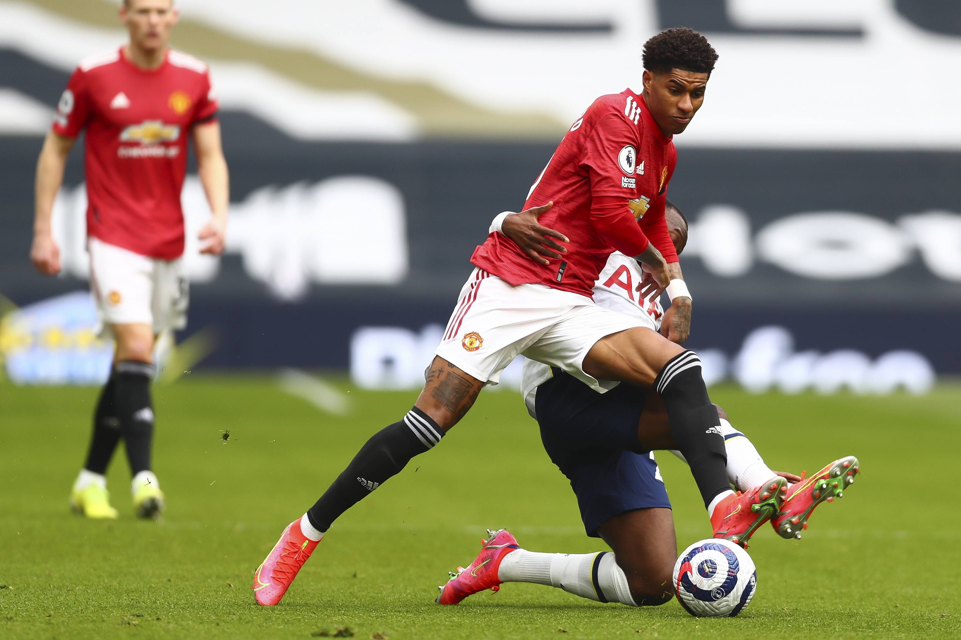 些不道德的 些不道德的